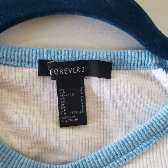 Forever 21‎ Island Vibes Short Sleeve Baby Tee Size S Y2K Baddie Beach Summer - Picture 4 of 6